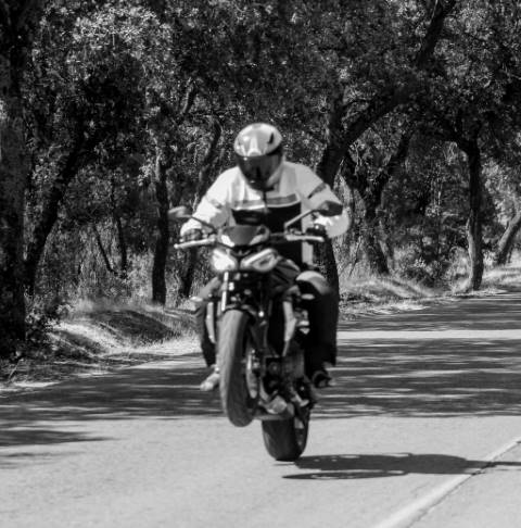 Prueba Triumph Street Triple R Una Delicia Tricil Ndrica Motosan