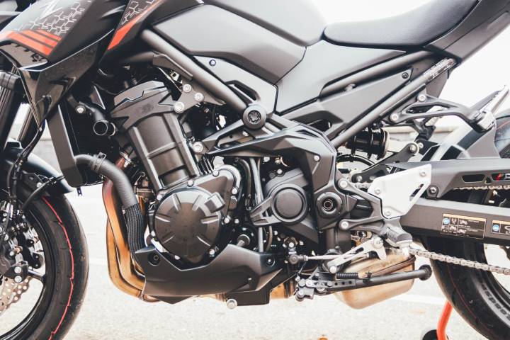 motoConsejo Texa: Reinicio del intervalo de mantenimiento en una Kawasaki  Z900 (2020)