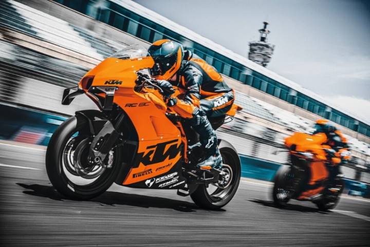 KTM RC 8C Una moto2 de 128 cv para los amantes de los circuitos