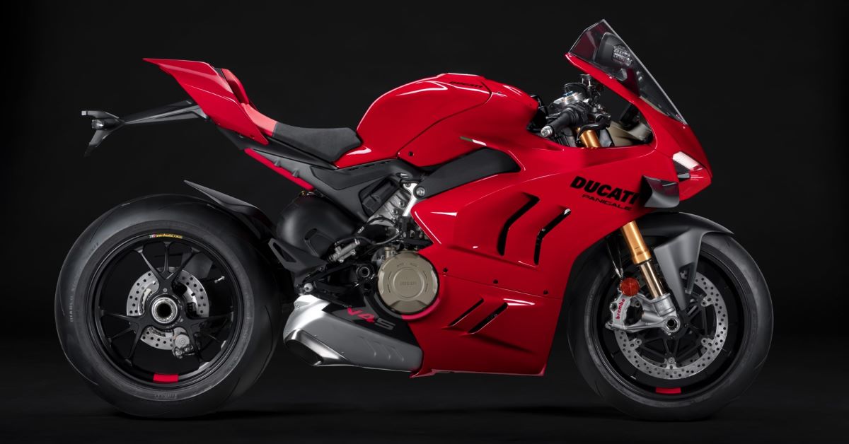 Nueva Ducati Panigale V4 2023 