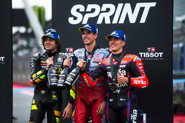 Dónde ver carrera MotoGP Silverstone hoy online gratis: horarios en ...